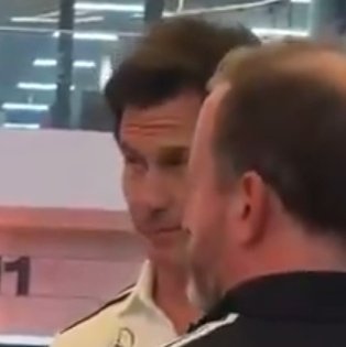 eu sei que sempre estou tacando fogo no velhote, mas eu tenho que admitir que às vezes ele é PAI