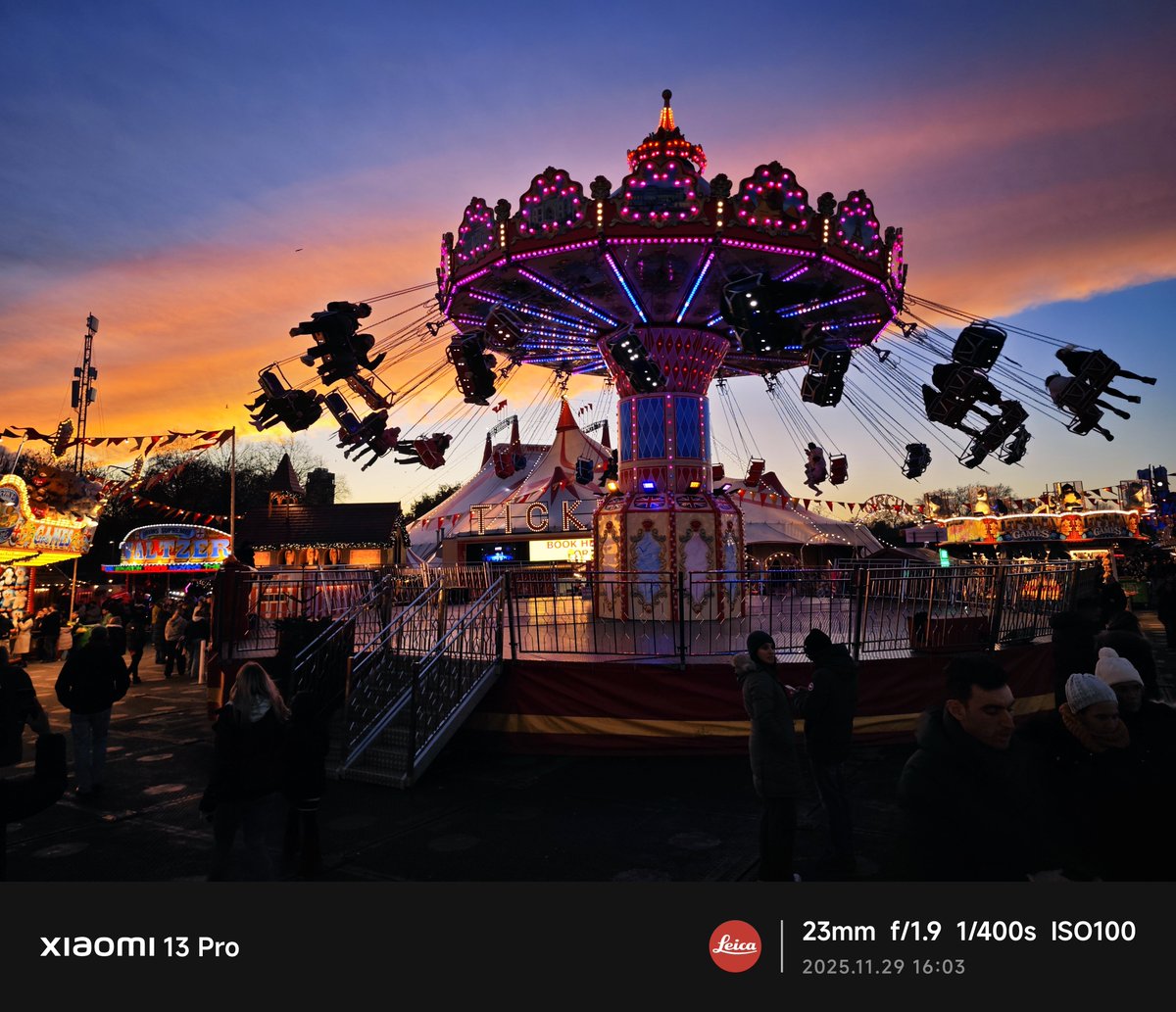 Sunset vibe
#sunset #HydePark #WinterWonderland #london #leica #summicron #xiaomicaptured #XiaomixLeica #xiaomi13series #MasterpieceInSight #XiaomiBehindTheLens
<a href="/Frankforphones/">Frank 🇨🇦📱</a>  <a href="/rick00357876097/">rick</a>