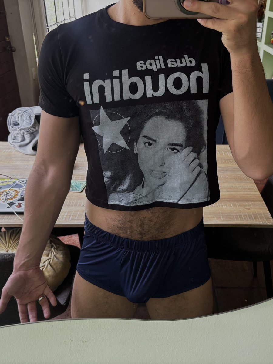 AleForaco's tweet image. me vengo y me voy 🪄
o lo sea que decia dua lipa 🧎🏻‍♂️‍➡️