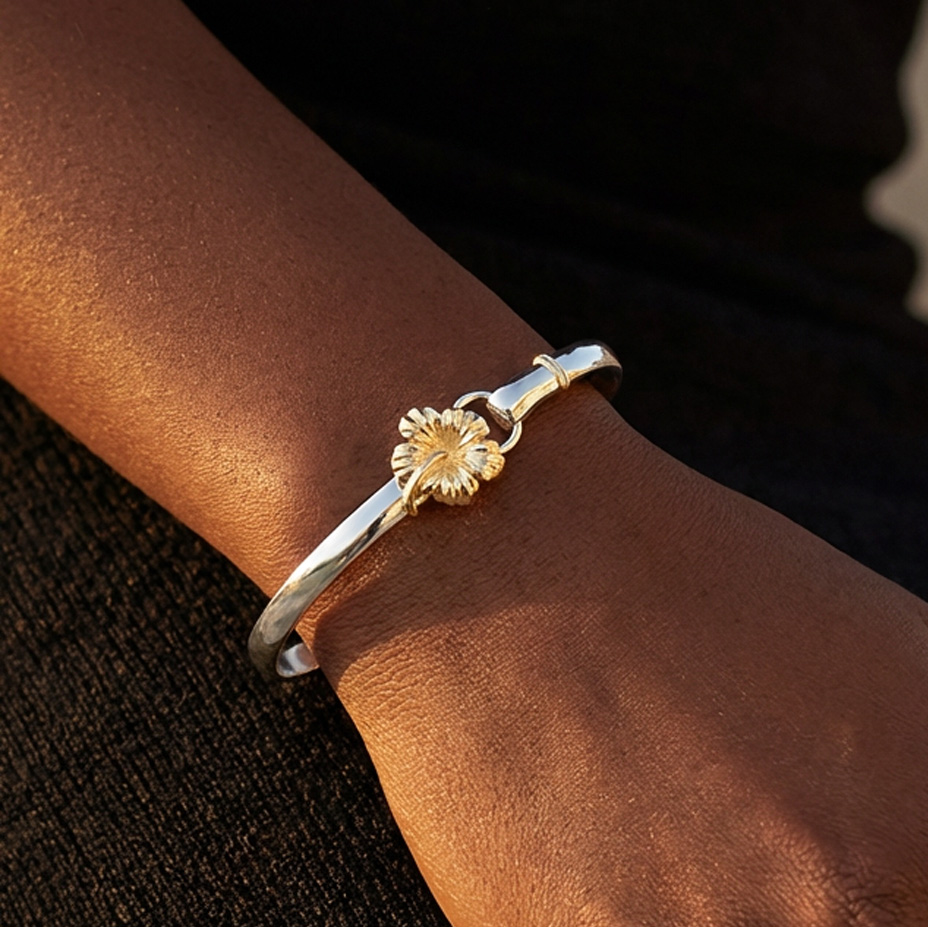 Deals may come and go, but the legacy of #DeltaSigmaTheta is 4ever! Celebrate sisterhood, scholarship &amp; service w/ pieces to reflect your pride &amp; purpose thru the seasons.
 
Delta flair in stunning 14K gold &amp; sterling silver. 20% off all DST jewelry thru 12/13 Code DST20 #DST1913