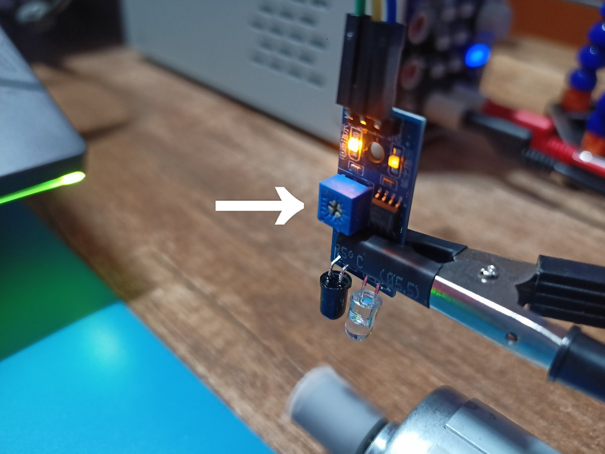 BitsFlareDev's tweet image. It’s crazy how adjusting the potentiometer on this IR sensor slightly cleans up the output. Now it won’t even need a debounce function.