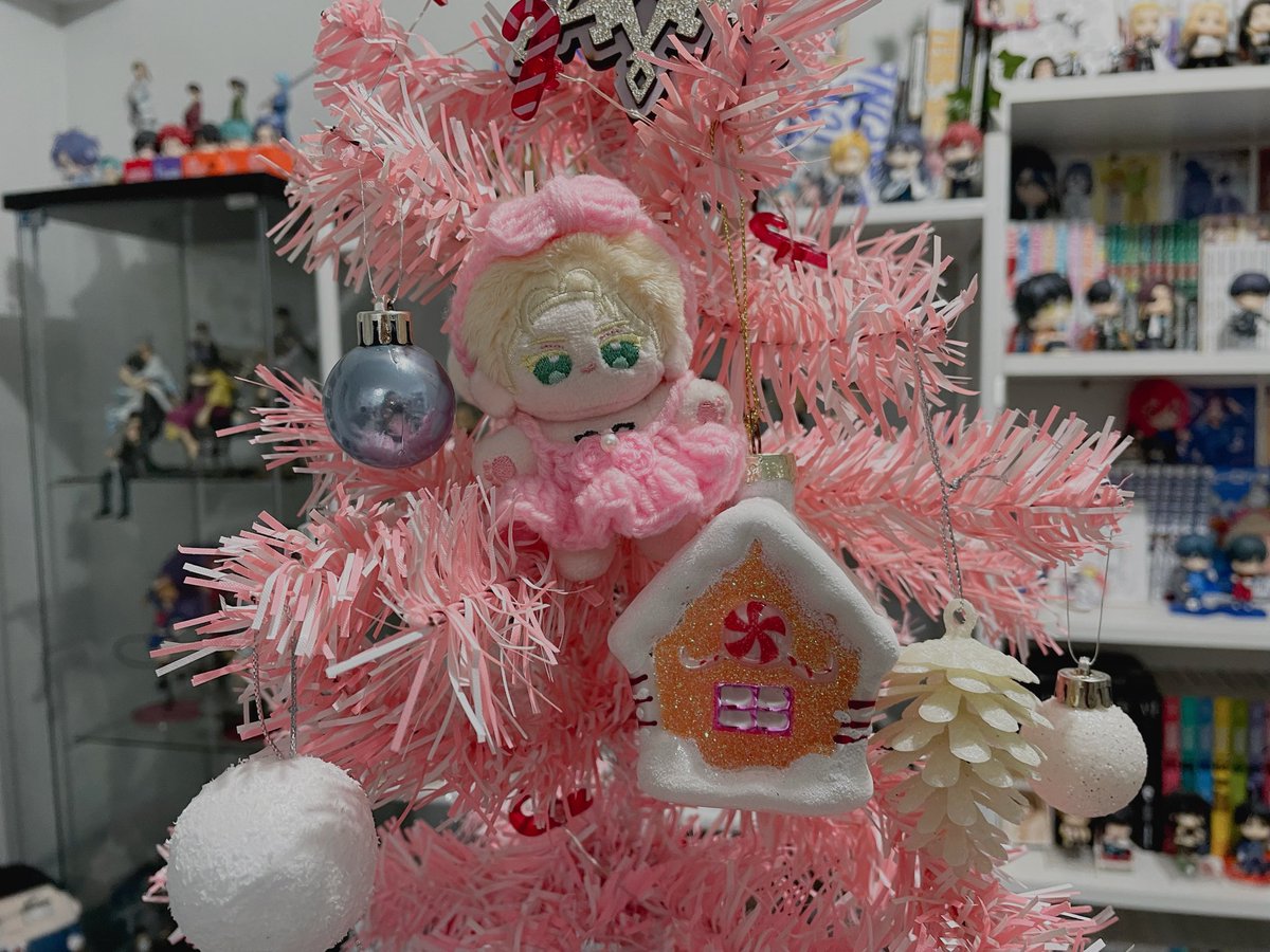 where’s zhenya?? here he isss