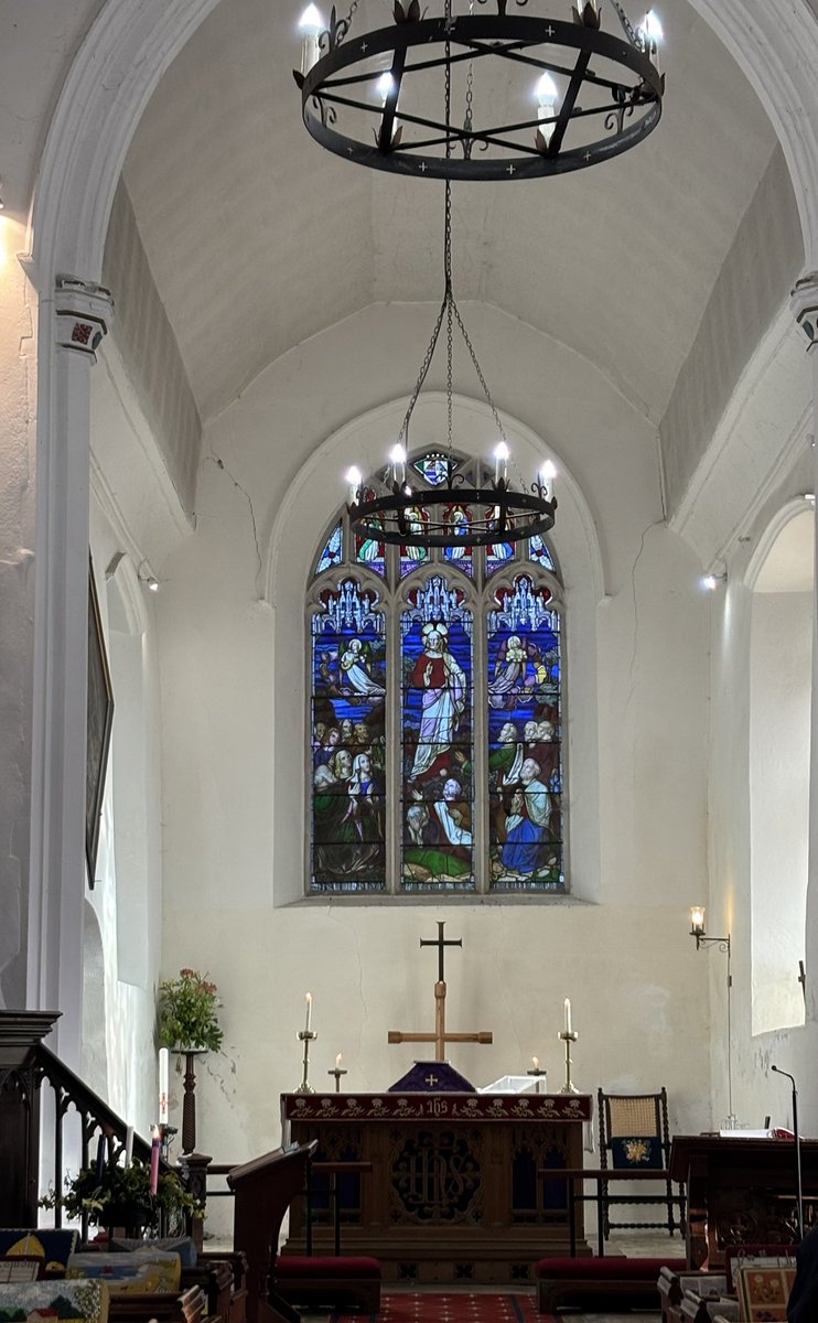 Advent Sunday in Fornham St Martin

Maranatha!
Amen. Come, Lord Jesus!

A short daily period of meditation is a good spiritual habit.
Timer: 3-5 mins
Settle yourself.
Feet flat on the floor,
hands in your lap,
close your eyes.
Silently repeat Maranatha
beginning to end.