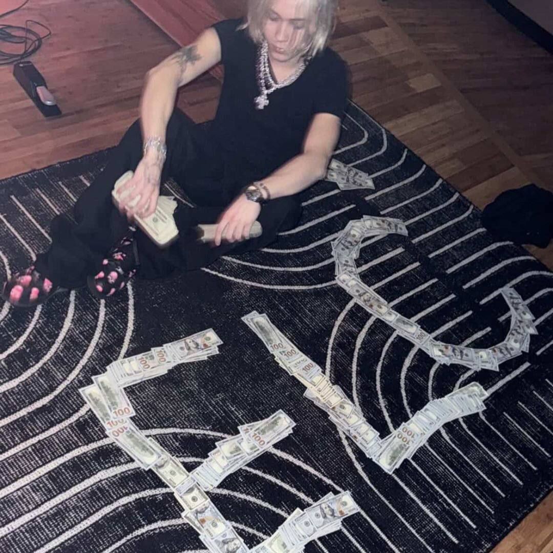 Prodlilgeek_'s tweet image. I might just glaze nettspend on here tbh