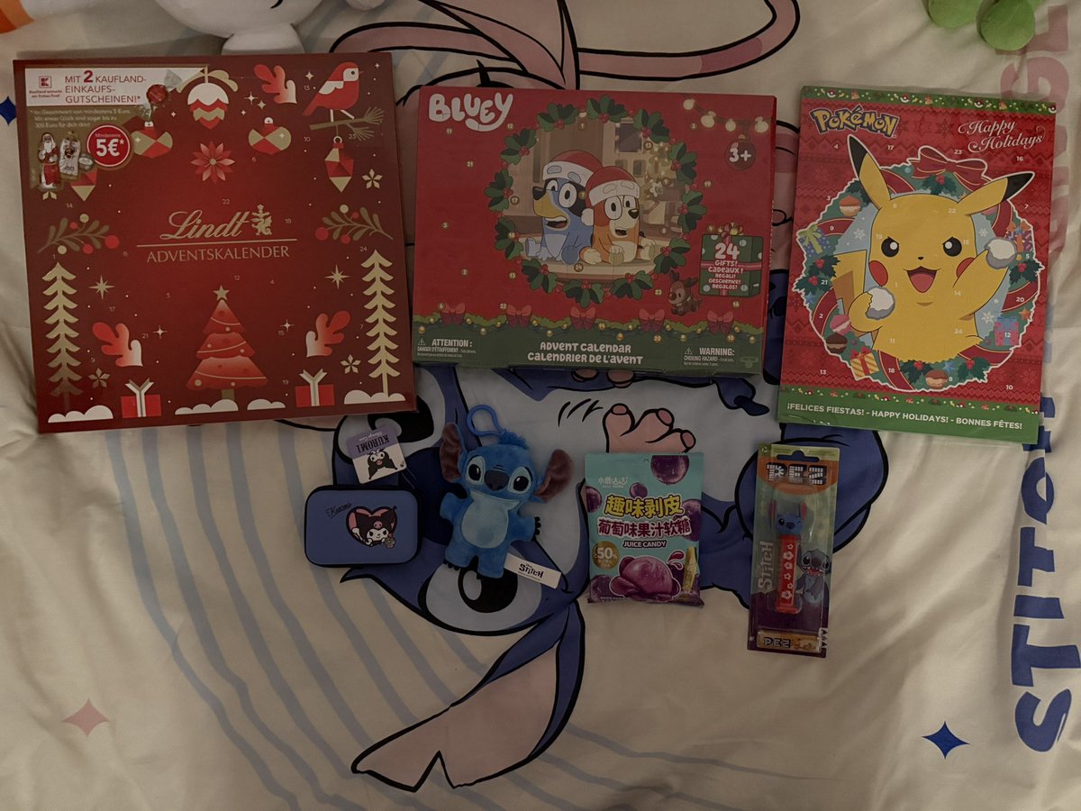 BG_Return's tweet photo. December 2025 Is Coming
#bluey #blueyheeler #ludostudio #liloandstitch #stitch #disney #pokemon #pikachu #nintendo #gamefreak #kuromi #sanrio #hellokittyandfriends #adventcalender #christmas2025 #december2025 #juicecandy #sweets #chocolateboxes #figurebox #storagecase #keychain https://t.co/vDnT7neH7y