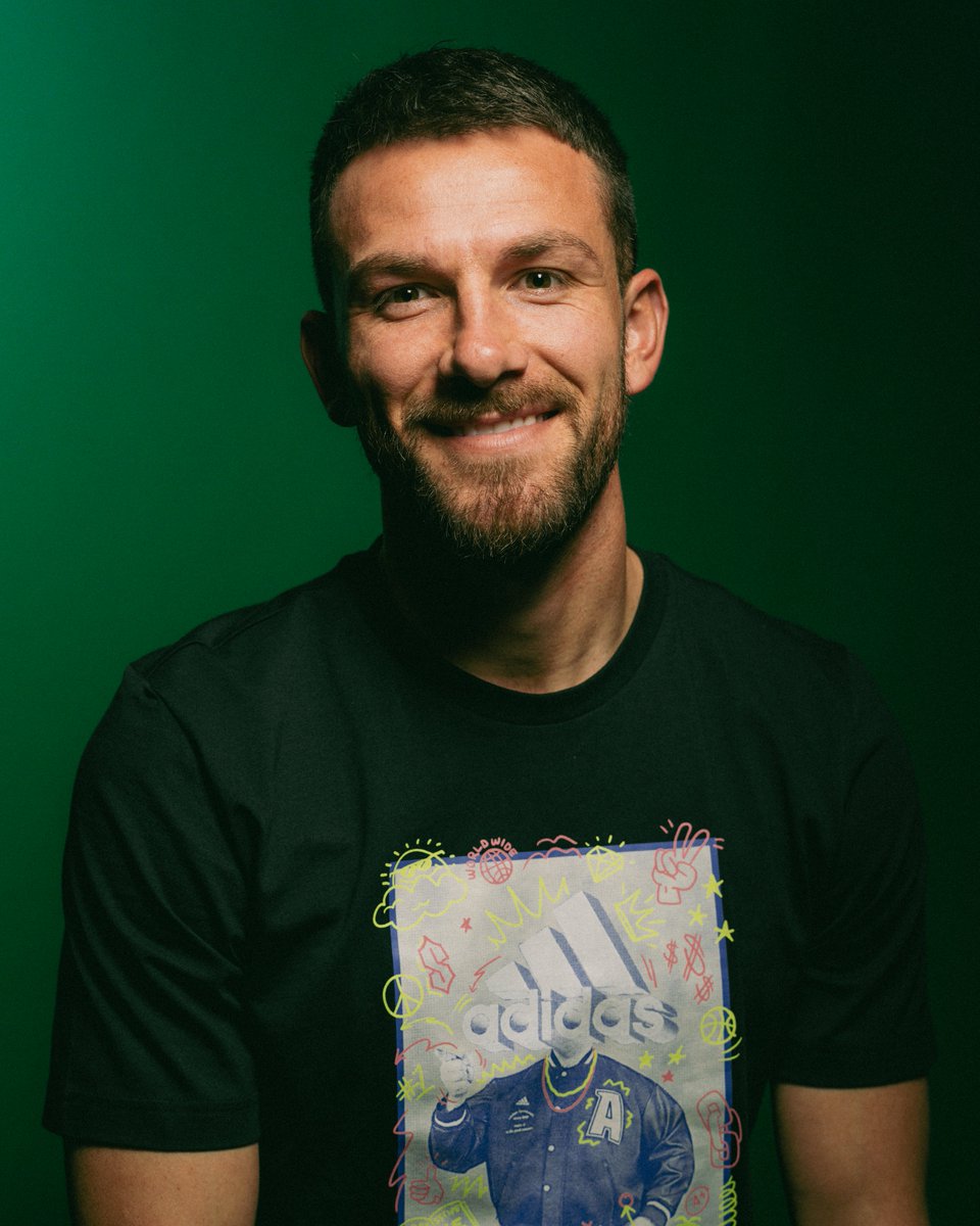 AustinFC's tweet image. Light the candles! 🎂

ATX, join us in wishing Brendan Hines-Ike a happy birthday!