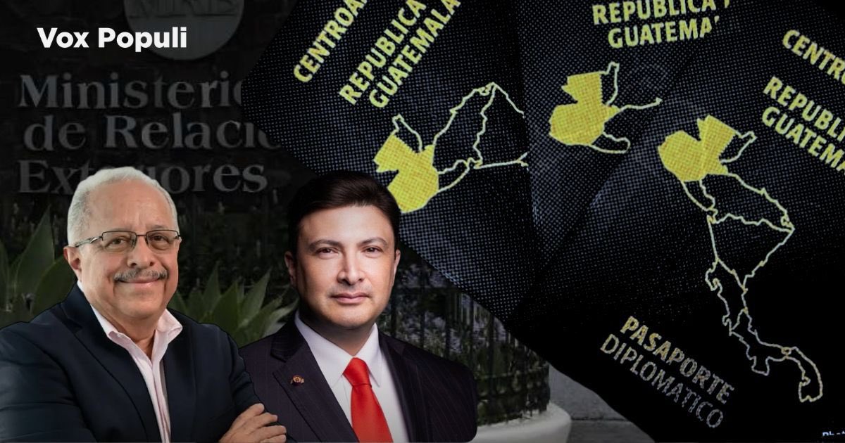 El <a href="/MinexGt/">MINEX Guatemala 🇬🇹</a> miente sobre el pasaporte diplomático que el <a href="/GuatemalaGob/">Gobierno de Guatemala 🇬🇹</a> le dio al excanciller Mario Búcaro.

La cancillería manipula la verdad para desacreditar a <a href="/VoxPopuliGuate/">Vox Populi</a>

Los datos los obtuvimos en <a href="/MigracionGuate/">Migración Guatemala</a> 

Nota con <a href="/Sonny_Figueroa/">Sonny Figueroa</a> 

➡️voxpopuliguate.com/cancilleria-mi…