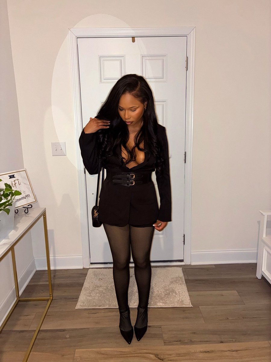 TeaTimeWithTiny's tweet image. 🖤