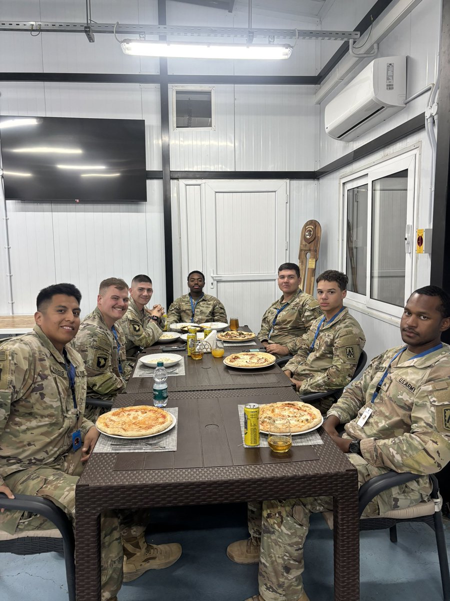 Spent134's tweet photo. Just a photo dump happy holidays from us in the sand box https://t.co/e6EHzu2SUn