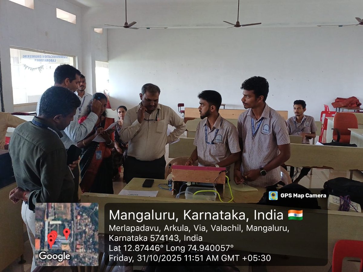 sitmangalore's tweet image. The young innivators science model Competition for Diploma Students, an innovative initiative to foster creativity and scientific thinking, was successfully held on October 31, 2025, from 11:30 A.M. to 1:00 P.M. at the EC Lab, Srinivas Institute of Technology