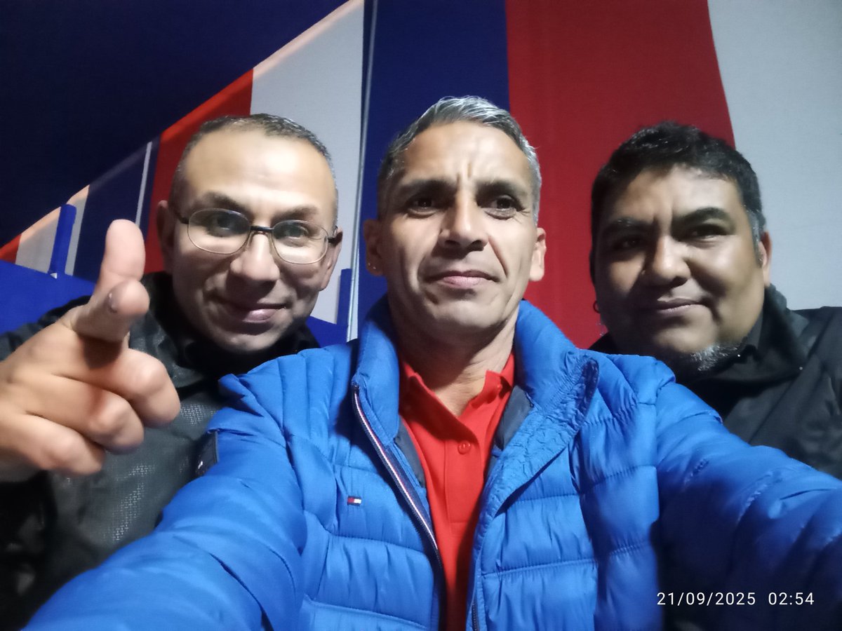 Mano del Desierto tweet media