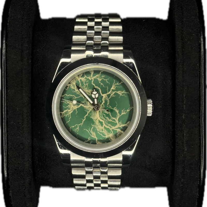 cwcustomwatches's tweet photo. Monsters. Adventures.
Legends on your wrist. 
Handcrafted in Germany.
Our 2025 Christmas Sale has started, grab your piece before they sell out or contact us to start forging your wearable custom artwork.