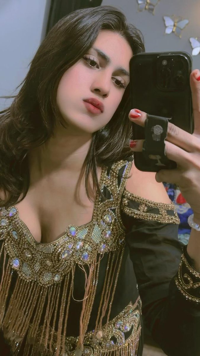 ZaraAli691970's tweet photo. https://t.co/oVTkzlfApA