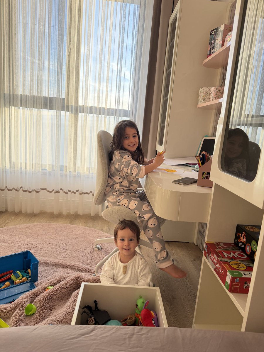 merthoca's tweet photo. ulan kime nasıl bir iyiliğim dokunmuş olabilir ki sabah kalktığımda şu manzarayla karşılaşıyorum? hangi sevabın mükafatı acaba… https://t.co/IbdLlsuZ9i