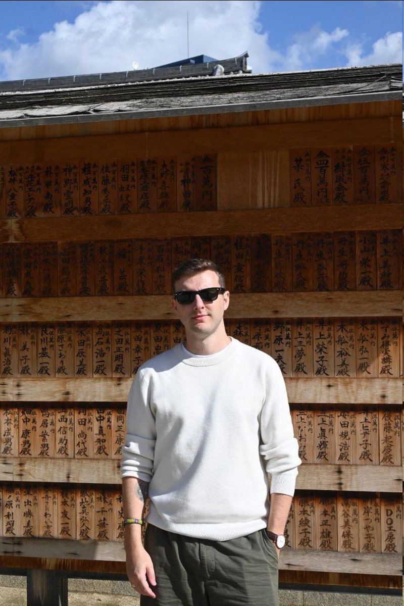 ObsDelphi's tweet image. 🥳30 ans aujourd&apos;hui.

Heureux d&apos;être entouré d&apos;une famille et d&apos;amis aussi géniaux.

Passez tous une bonne journée 💙🩶❤️