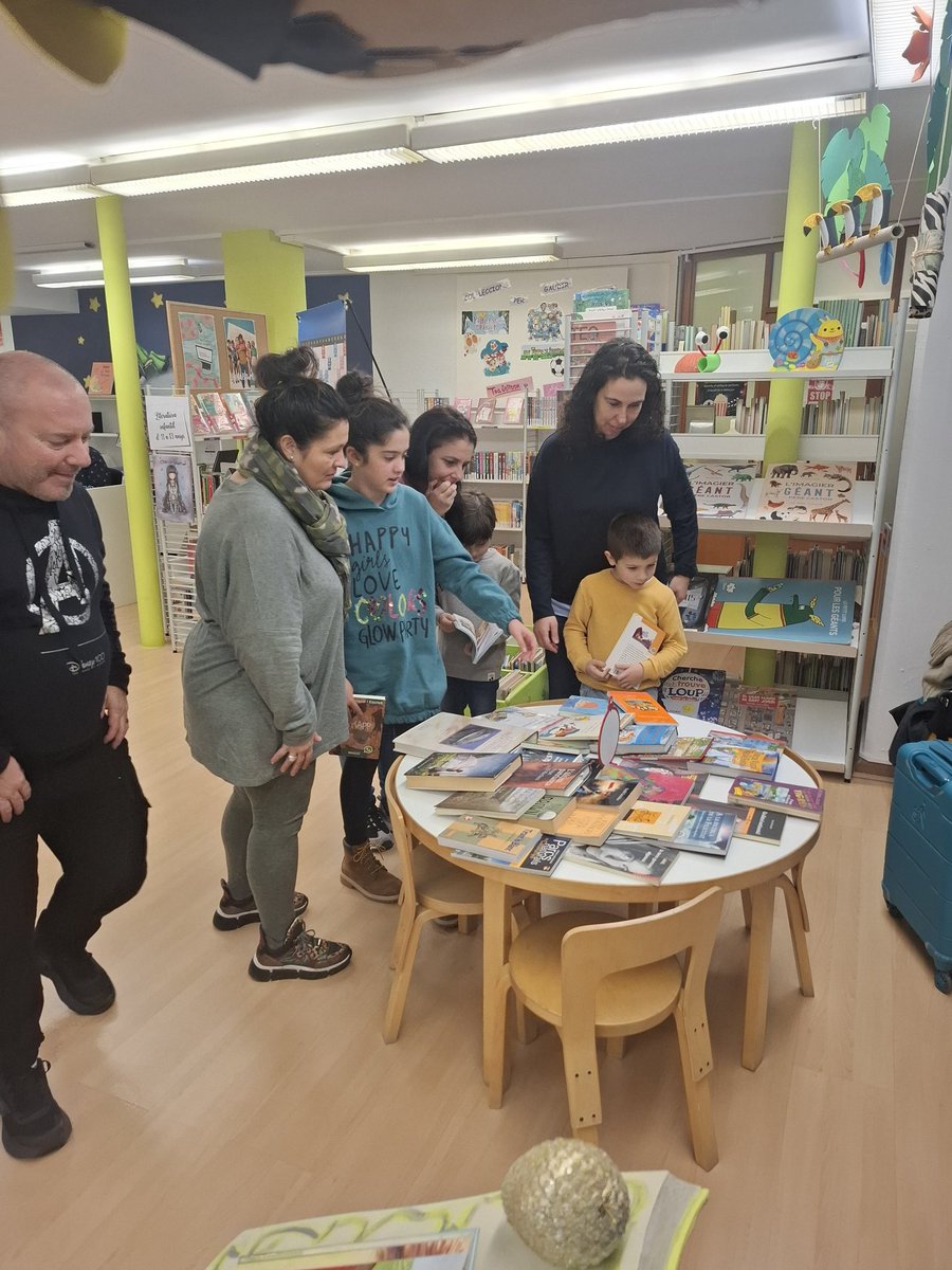 Andorra 
I avui la FISC i Scrabble Escolar han estat a la Biblioteca de ENCAMPamb el tradicional Bingo de Lletres, i  amb Catamots...
 #Canillo #scrabble #scrabblecat #catamots #Andorra #Encamp
<a href="/ComuEncamp/">Comú Encamp</a> <a href="/GovernAndorra/">Govern d'Andorra</a>