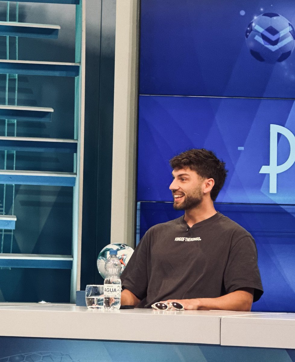 “Carneiro en los clásicos nos complica, cuando le llega la pelota te da la sensación que va a pasar algo”

✍🏻 Tato en #PuntoPenalEnEl10