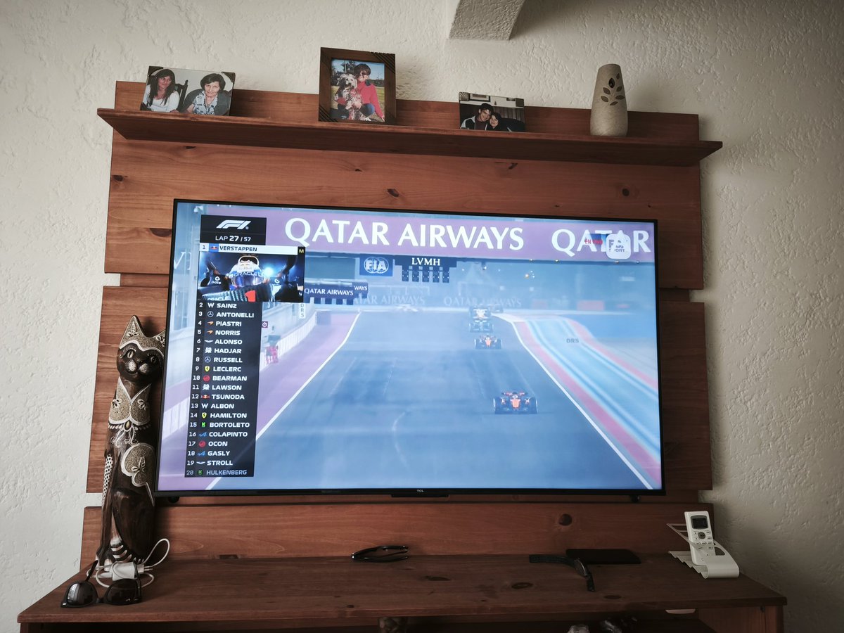 BABC1976's tweet photo. Esperando la final de la #CopaUruguay2025 
#DaleBolso @Nacional
Previa con la F1. 
#Telemetrico
🇺🇾🇺🇾🇺🇾🇺🇾 https://t.co/qI8DUvJX8C
