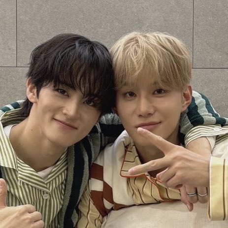 only4mkjw's tweet image. 꿍 ♡