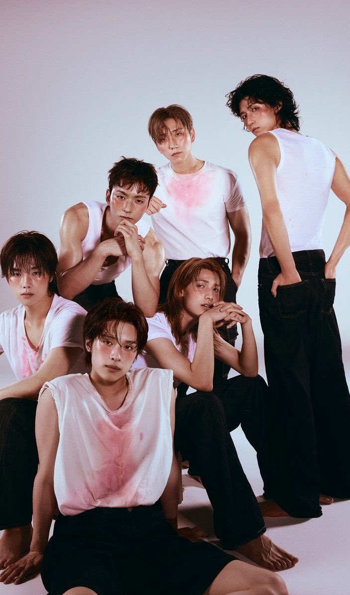 xdizbase's tweet image. Xdinary Heroes 4th anniversary will be next week! How long have you been a villain?