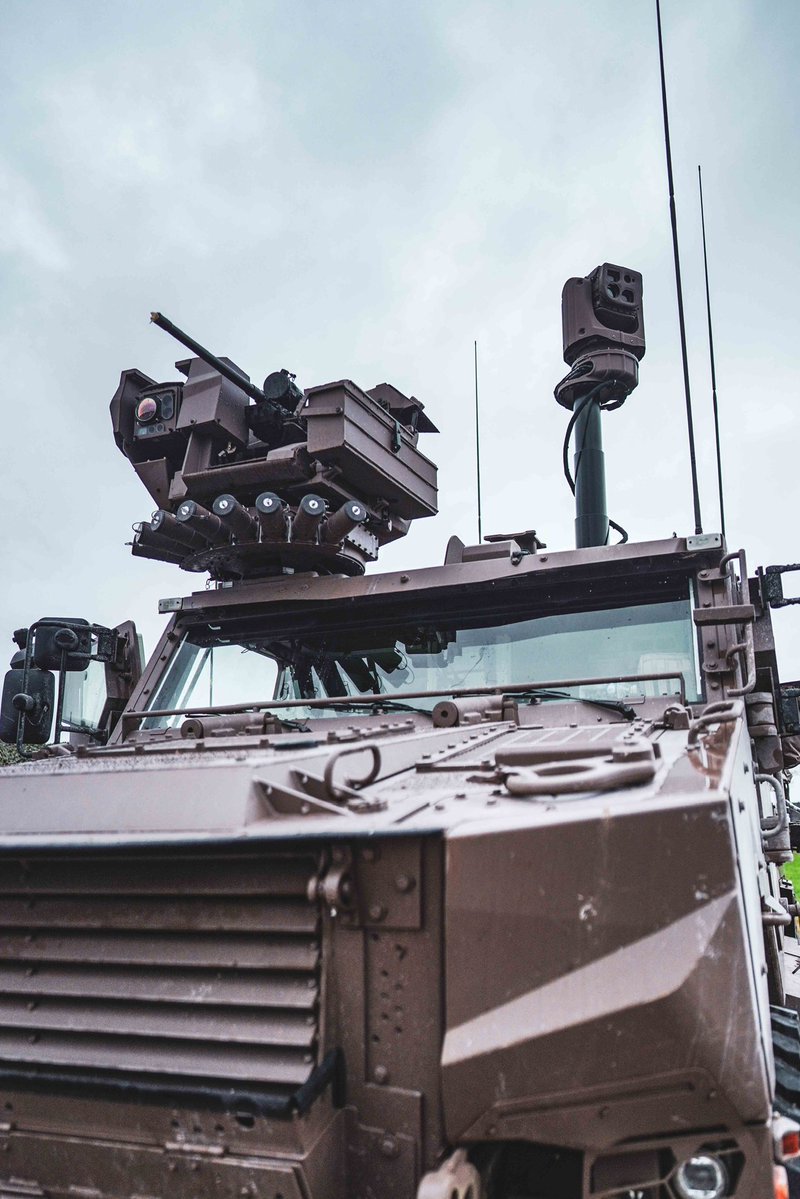 35eRAP_CDC's tweet image. Dans le cadre de l’exercice #SJO25, le 35e RAP déploie l’ensemble des moyens de la chaîne artillerie en appui des unités de la @11eBP. 

#SJO25 participe à la construction de l’armée de Terre du futur : connectée, interopérable et prête au combat de haute intensité.