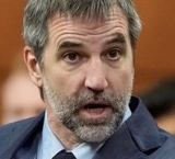 joshryanjames's tweet image. When back bencher Conservative Chris d&apos;Etremont crossed the floor, it was the #1 topic of left wing media for a couple of weeks.  When Liberal Cabinet Minister Steven Guilbeault resigned from Cabinet, it was the topic of left wing media conversation for about a day and a half.