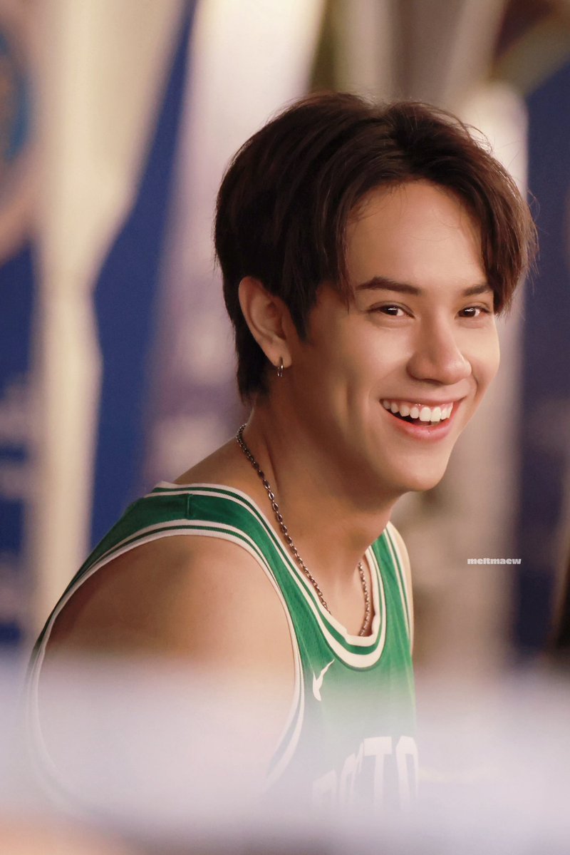 meltmaew tweet media