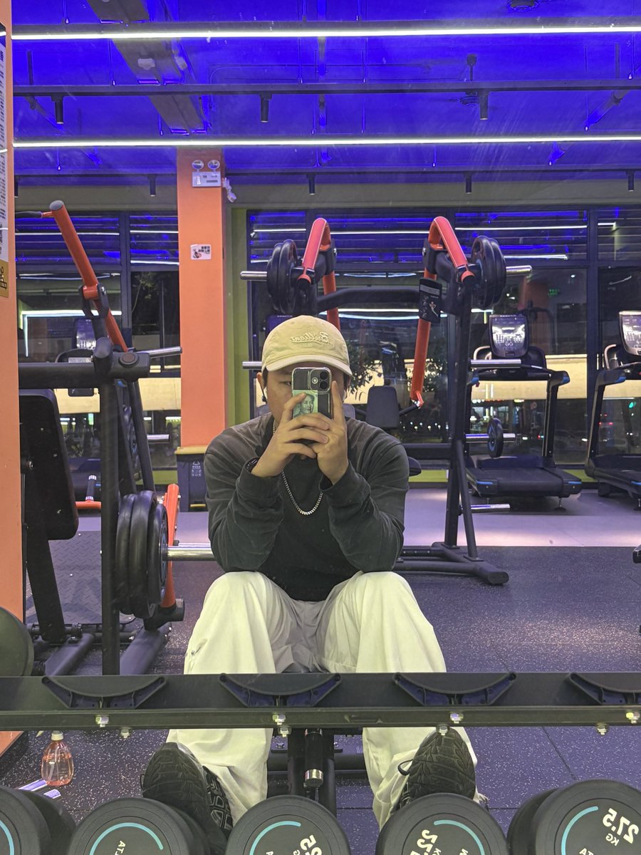 Ashggboy's tweet photo. https://t.co/UarDvHfFms
