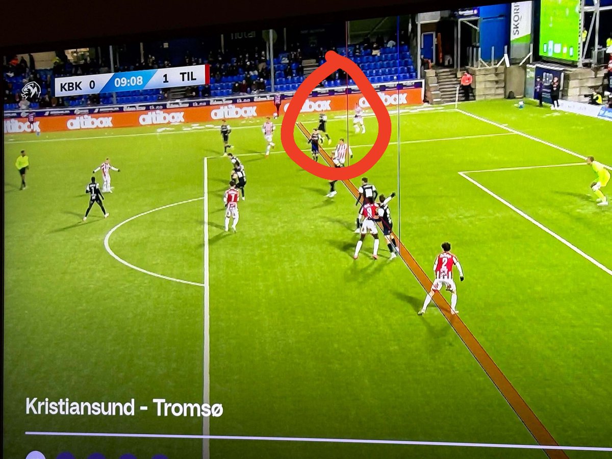 Offsiden i Haugesund-Bryne var relativt ukontroversiell. Men når skal vi få innrømmelsen at de glemte KBK-spilleren øverst i bildet da Tromsø fikk denne scoringen annullert?