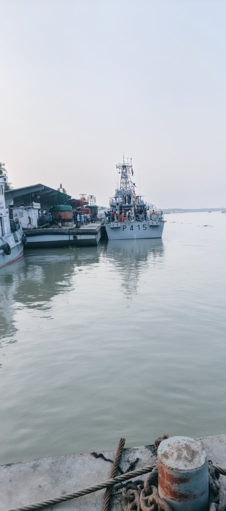rupakadit's tweet photo. Navy https://t.co/avPtcqtfwM