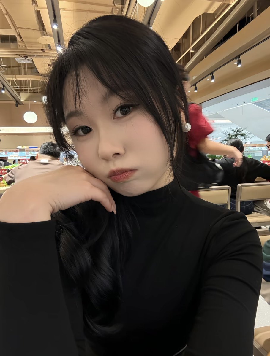 小张的袜子 tweet media