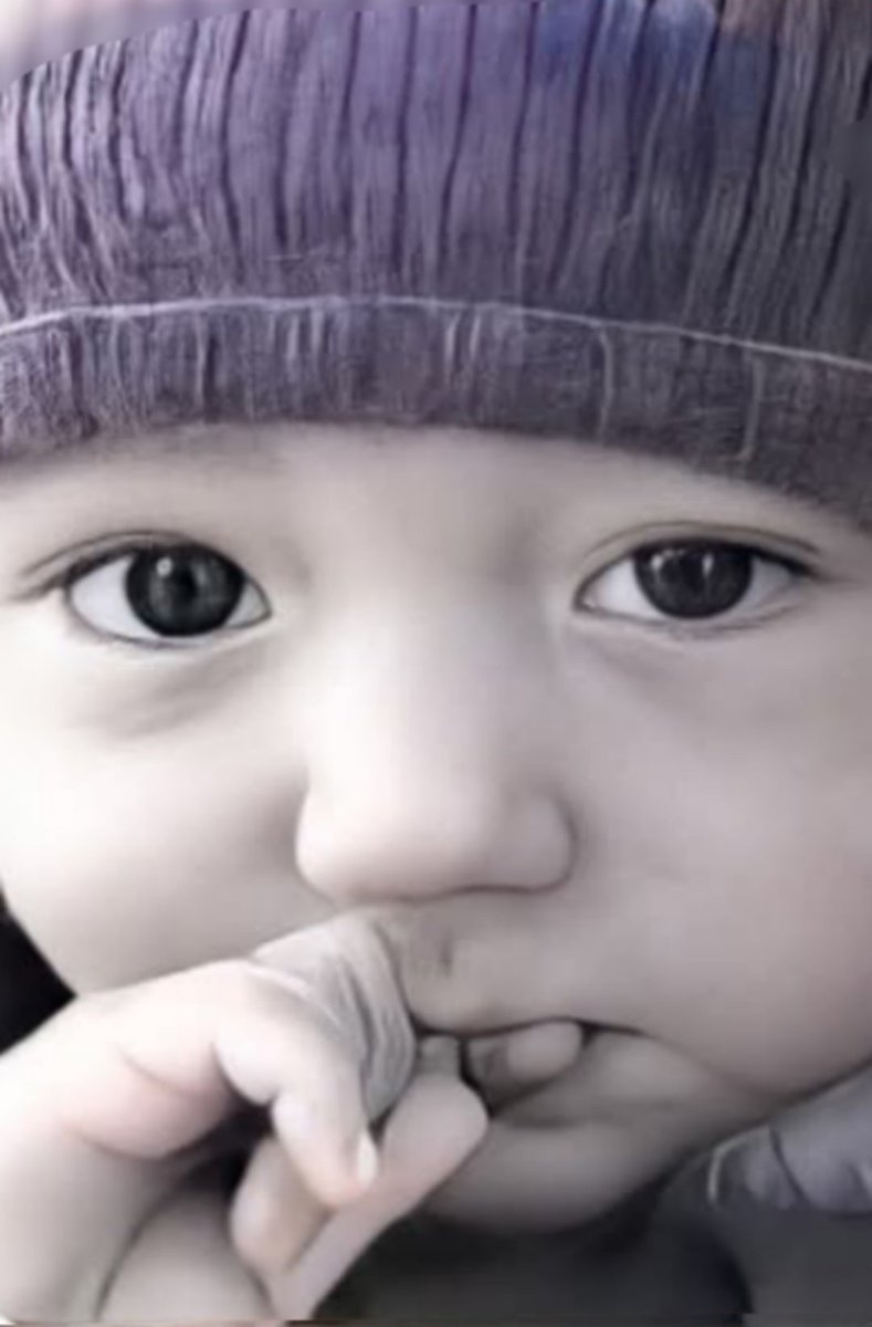 Su canto es un recordatorio de que la belleza existe en las cosas invisibles y de que la música, en manos de un alma como la suya, se convierte en un milagro palpable.

A VOICE THAT UNITES 
#DimashQudaibergen 
Follow the music