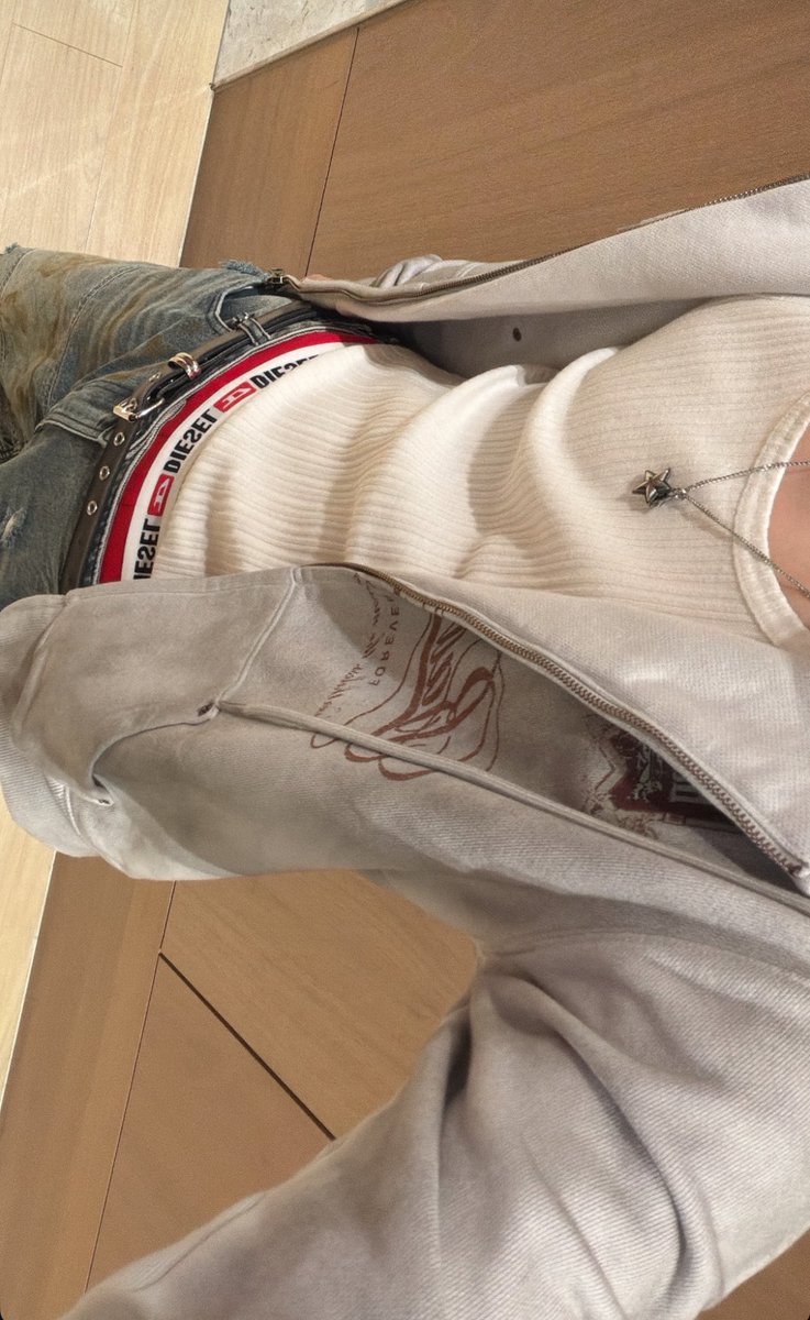 osmlogs's tweet image. xmnrome instagram story update

#ONEPACT #원팩트 #SEONGMIN #성민 #OHSEONGMIN #오성민