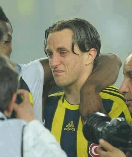 "Ben bir dünya yıldızı hiçbir zaman olmadım. Bir Roberto Carlos ya da bir Anelka hiçbir zaman değildim. 
Ama 25 yaşımdan sonra en büyük erdemi yaşadım. 
Düşünün Fenerbahçeli oldum! 
Bundan daha büyük gurur olabilir mi? Sanmıyorum"

-Reto Ziegler