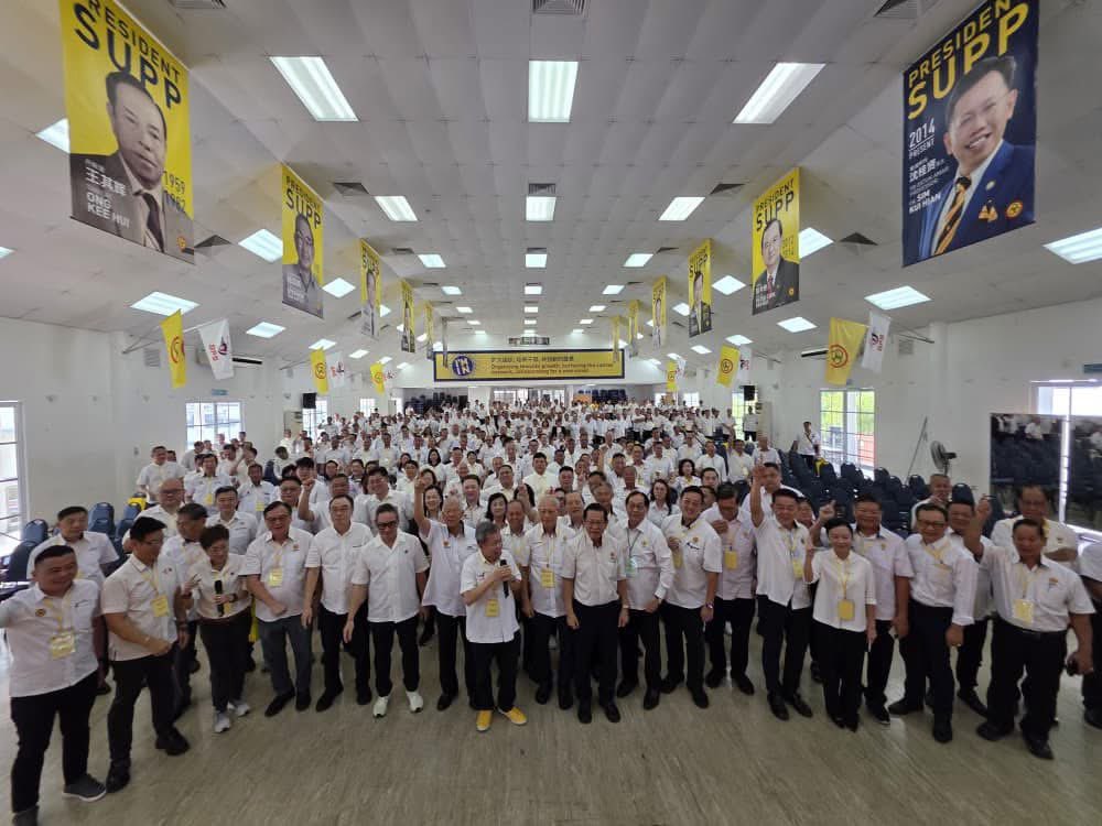 simkuihian's tweet image. SUPP annual delegates conference (#ADC) 2025

Thanks all delegates for a successful ADC 2025.  As our party song since 1959 “…人民的利益高于一切…( The interests of people are paramount)… 前进脚步永不停…( our steps never stop moving forward till…)”

facebook.com/share/p/1BRP7B…