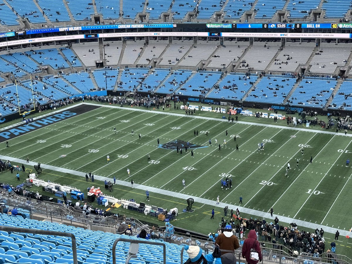 Birds Eye view for today’s <a href="/Panthers/">Carolina Panthers</a> vs <a href="/RamsNFL/">x - Los Angeles Rams</a> game! With the entire family!! <a href="/TrikyChikk/">Triky</a> <a href="/SpektralMK/">Mitch 🐏</a> <a href="/Kieebeats/">Kieebeats</a>
