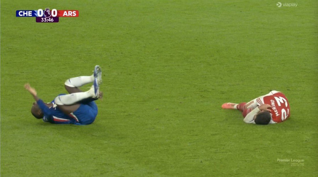 UTDTrey's tweet image. It’s the way Caicedo was pretending he was injured for me😭