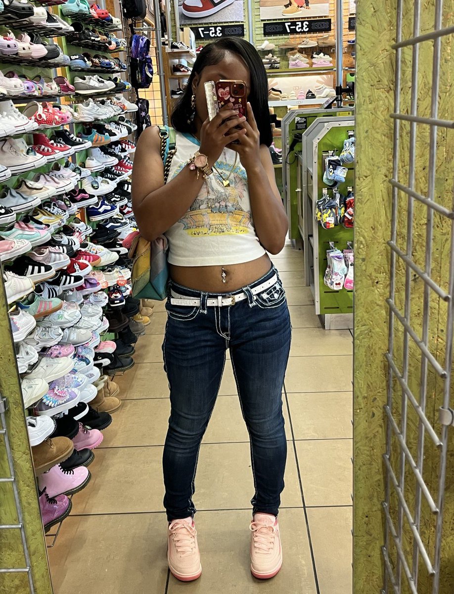 Bruja Banton ♏️🇯🇲 tweet media