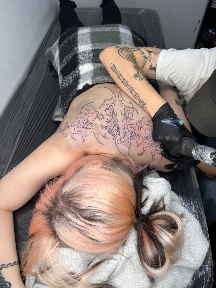 ManyxIssues's tweet image. Regretting everything in my life