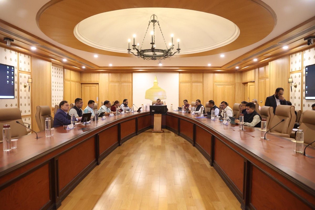 Attended the #AssamCabinet chaired by HCM Dr <a href="/himantabiswa/">Himanta Biswa Sarma</a> at Lok sewa Bhawan, Dispur today