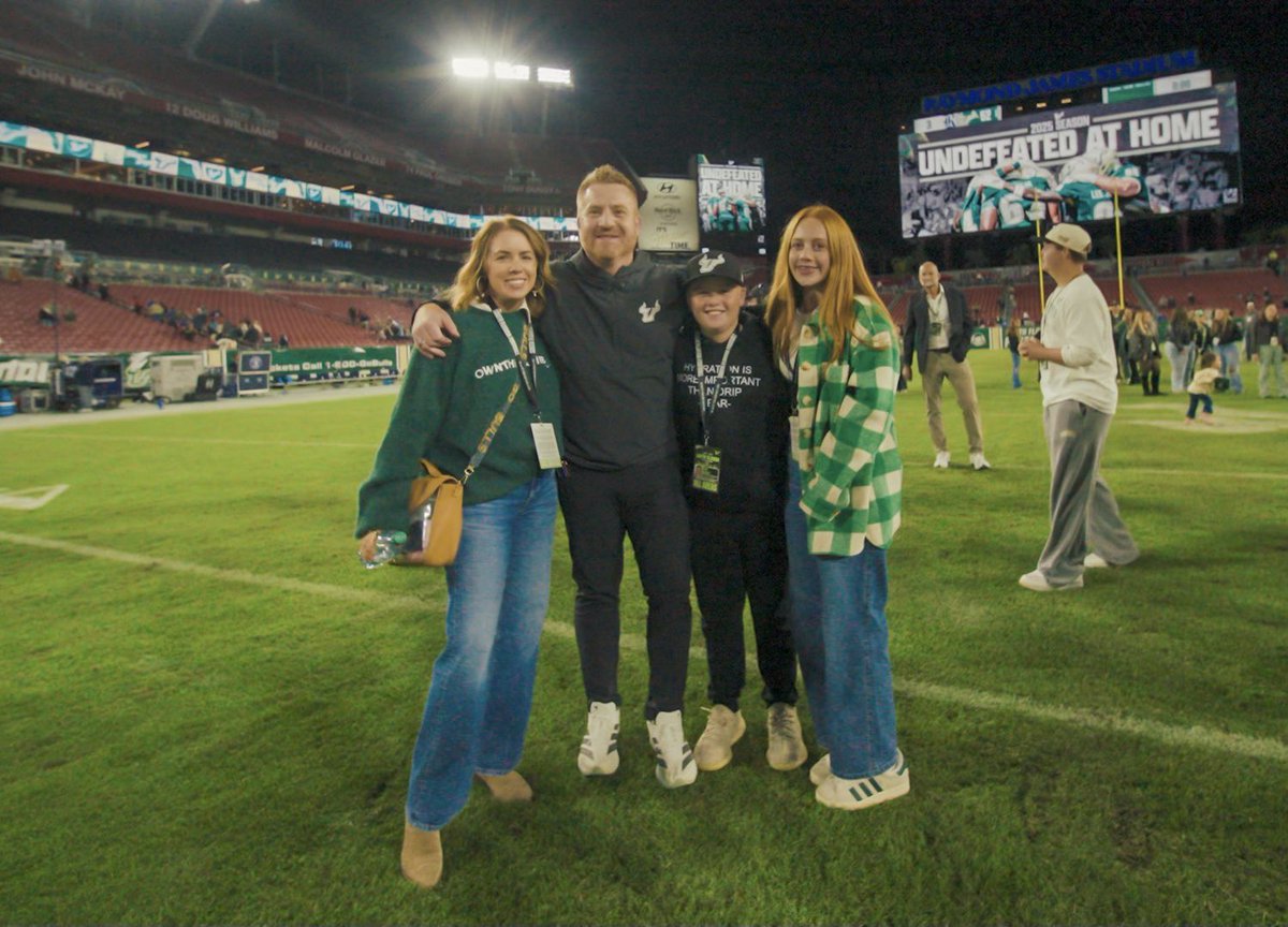 AUFAMILY's tweet image. Welcome to the AUFAMILY @CoachGolesh and War Eagle!