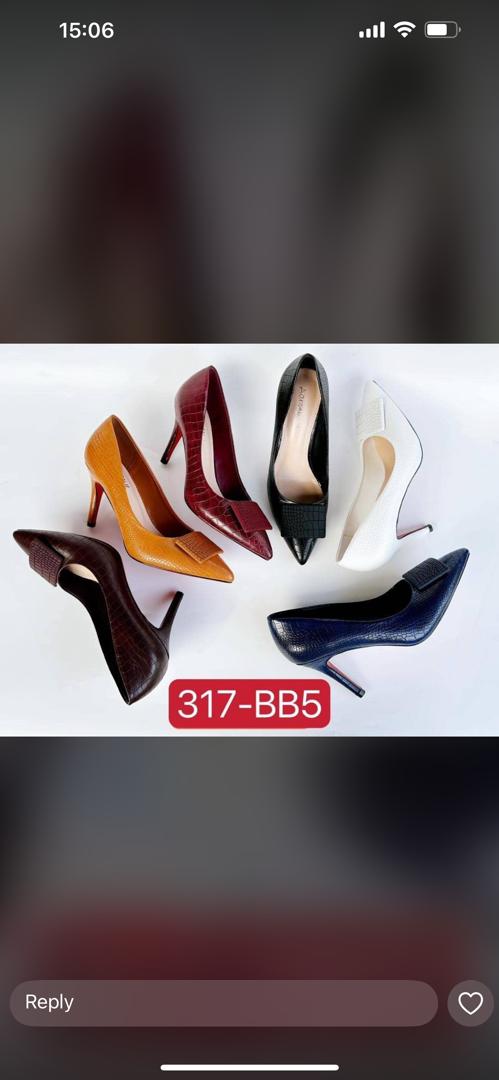 anna_store6's tweet image. Heels available @75000 ugx.
Sizes available:
👉 37
👉 38
👉 39
👉 40
👉 41.
Call /WhatsApp 0757318840 /0788043189 for deliveries. #CHEARS #CRYMUN #sundayvibes #NTVPresidentialDebate2025 Arsenal /Chelsea 0- 0 Arsenal /Saliba /Mikel Merino /Red Card /Mateta /Isak /Amorim /Caicedo
