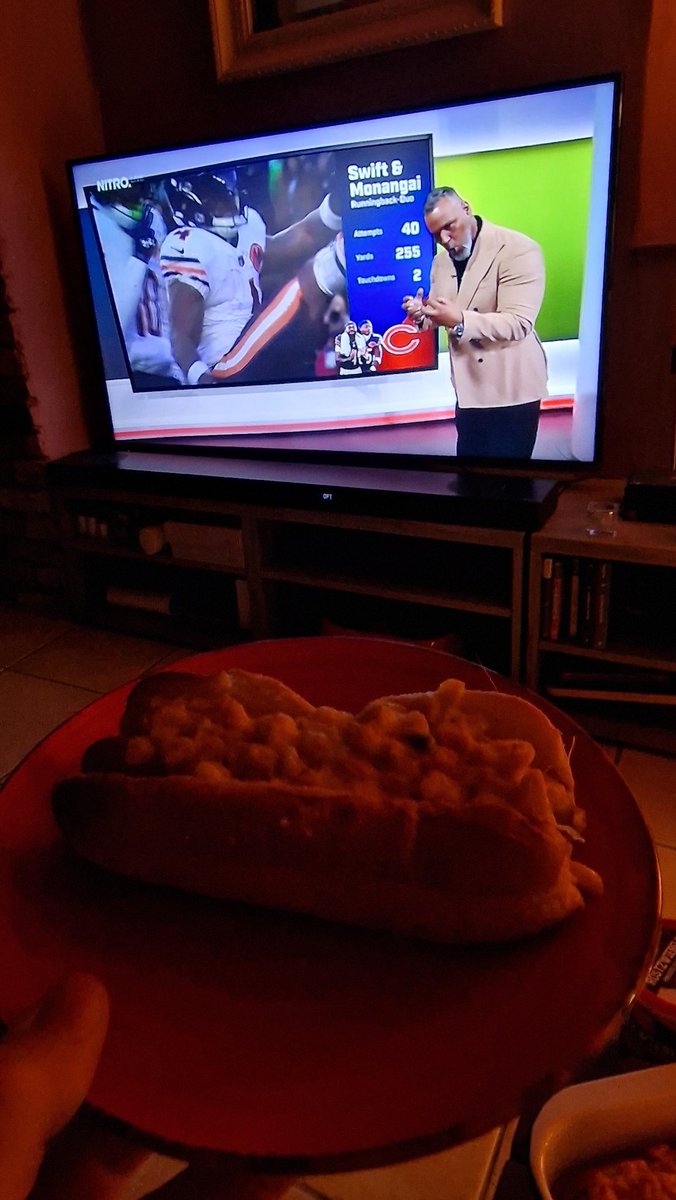Ready for football 🏈 

#NFL #RTL #football #Food #bromance #hotdog