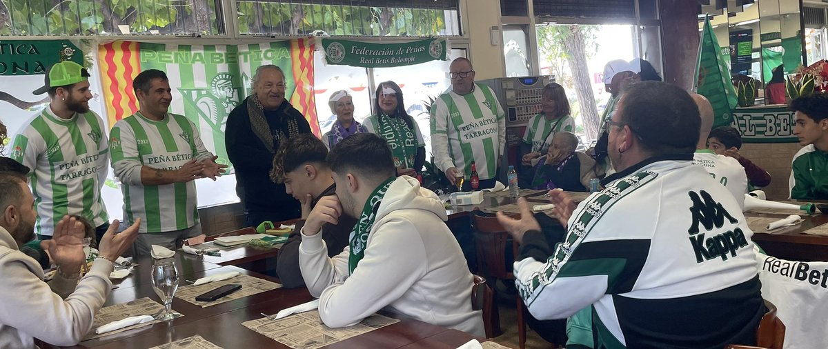 Recién llegado de la entrega de carnet de socios/as de la Peña Bética de Tarragona miembros de la CET ( Coordinadora de Entidades de Tarragona) con un ambiente espectacular 😍.