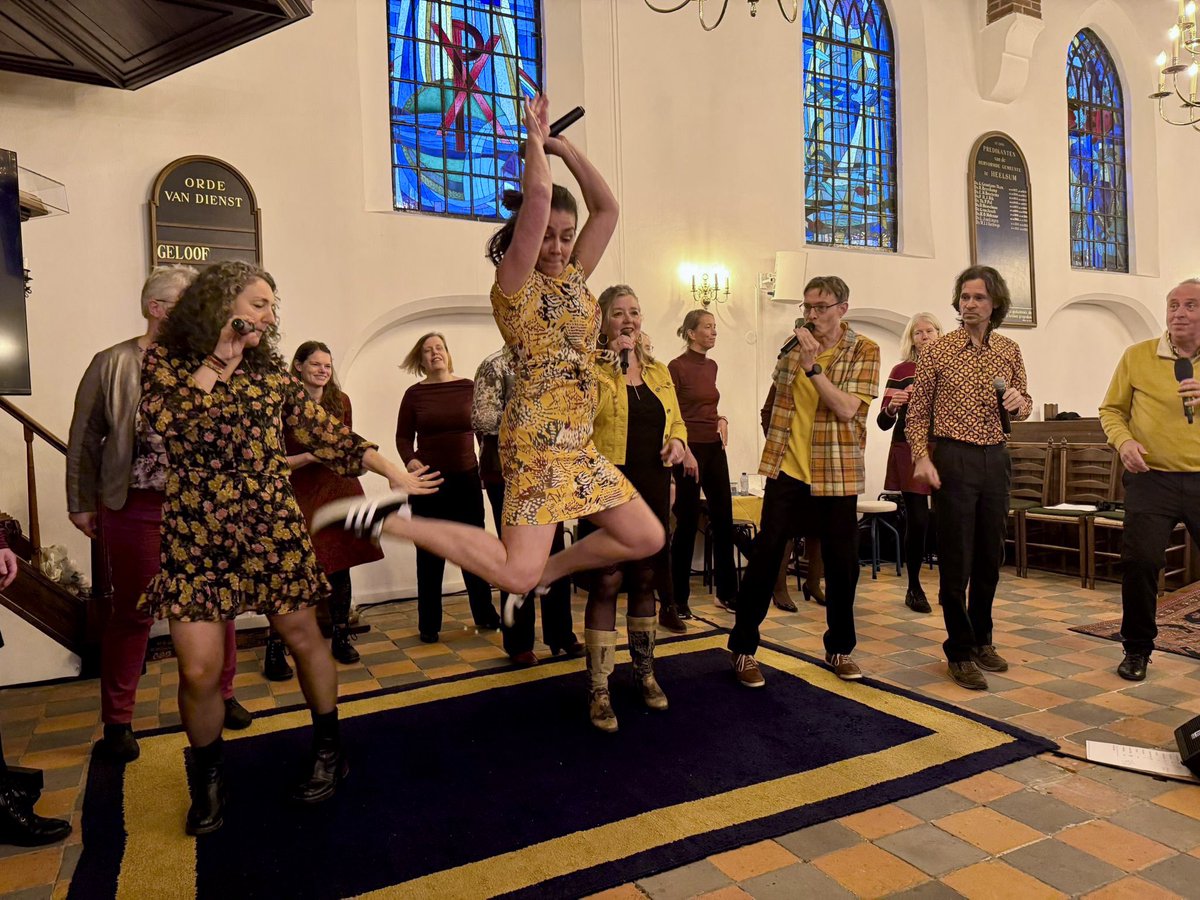 Vandaag weer een speciaal optreden van @Zippless