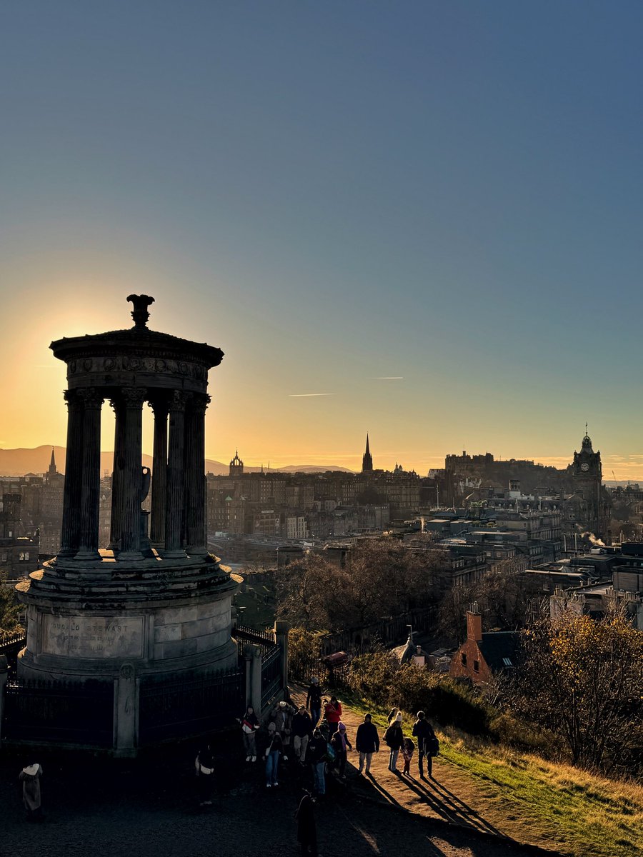 Golden Edinburgh in the freezing cold November sunshine.