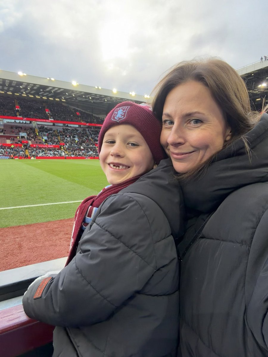 katiekb's tweet photo. Another 3 points 🩵💜 #avfc #utv https://t.co/eizhRj0VUR