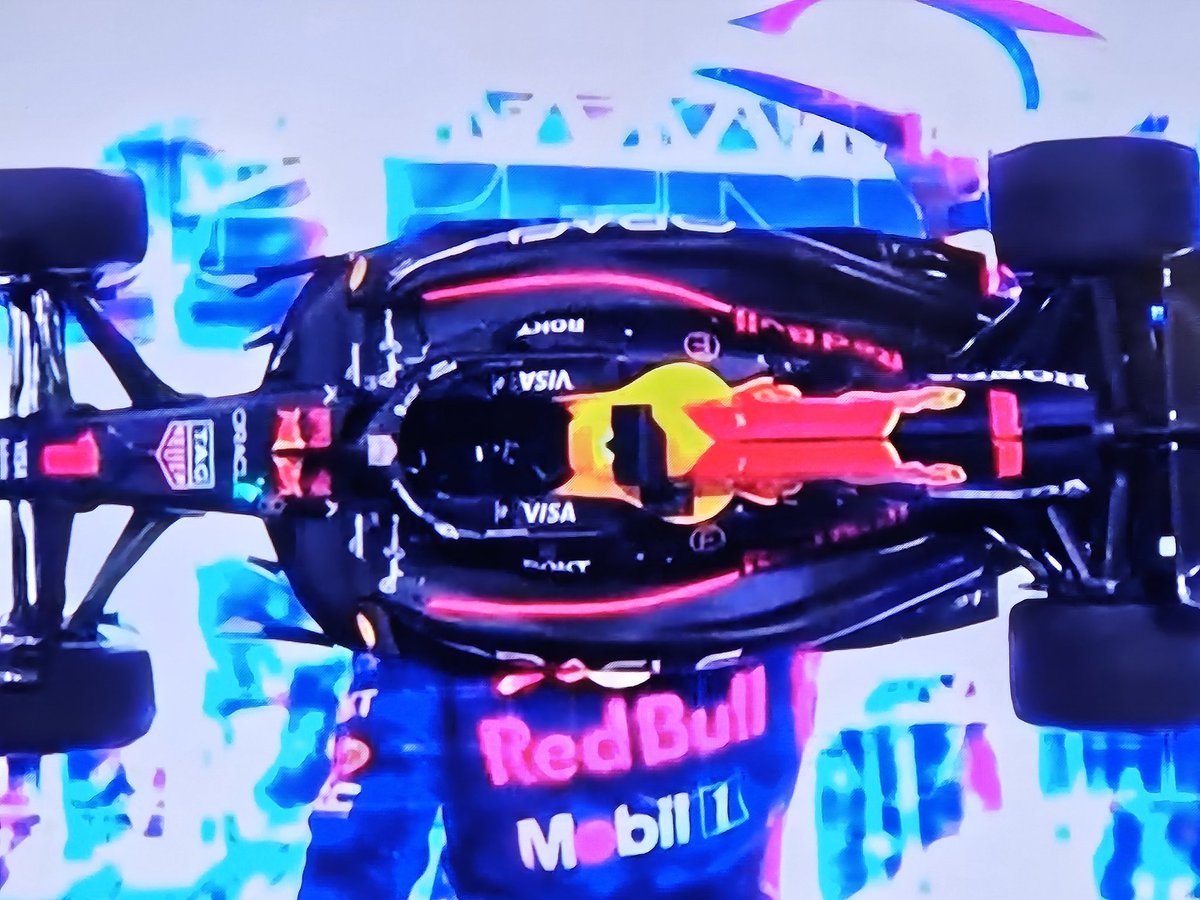 Berglinde2's tweet image. Geweldige race van #Max Verstappen. Sainz op drie en Piastri op twee. 🐐  #GPQatar