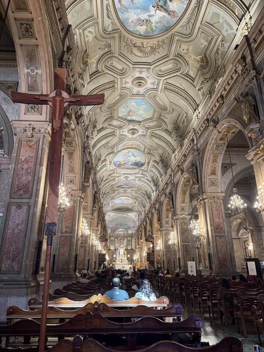 🗺️ La Catedral Metropolitana de Santiago