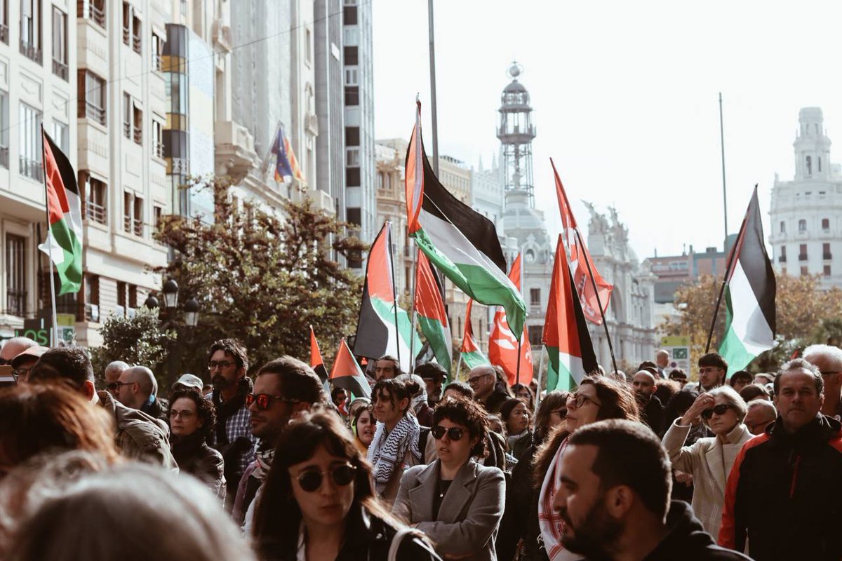 BDSPaisValencia's tweet image. 📢 🇵🇸 4️⃣0️⃣ª manifestació en suport al poble palestí i contra el règim colonial israelià a València des de la tardor del 2023!

✊🏼 Per un embargament integral ja i la fi de totes les relacions amb Israel!